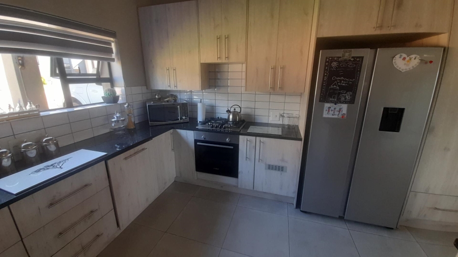 2 Bedroom Property for Sale in Leloko North West